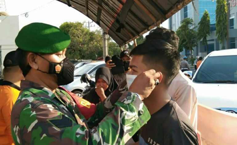 Penegakan Prokes Terus Dilakukan Oleh Babinsa Koramil 12 Baturaja dan Tim Gabungan PPKM Mikro