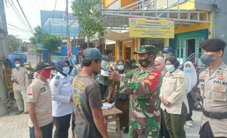 Babinsa Koramil 13/Lubuk Batang Bersama Empat Pilar Giat Ops Yustisi PPKM Mikro Pendisiplinan Masyarakat