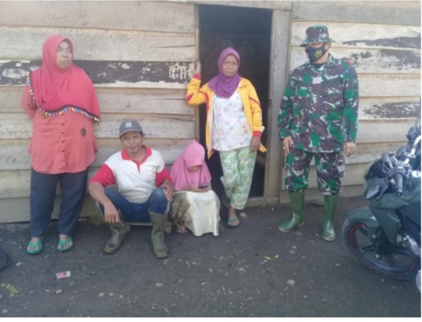 Terus Jaga Hubungan Baik, Babinsa Koramil 09/Muaradua Kisam Giat Melaksanakan Komsos Dengan Warga Binaan