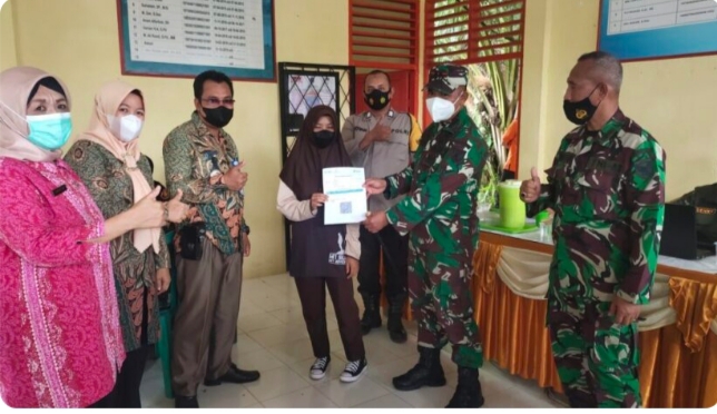 Dukung Moril Vaksinator, Dandim 0402/OKI-OI Kunjungi Lokasi Vaksin