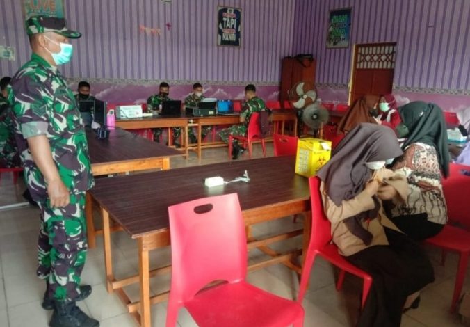 Koramil Plaju Kodim Palembang Laksanakan Vaksin di Ponpes Ar Rahman