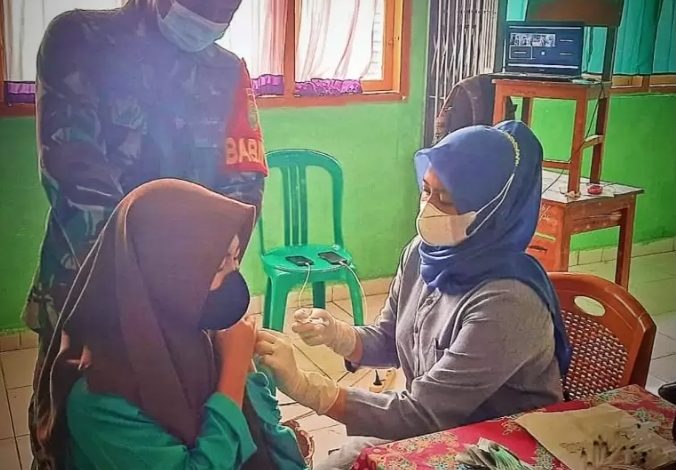 Lagi, Koramil Tanjung Enim Serbu Vaksinasi Tahap Ke-2 Kepada Pelajar