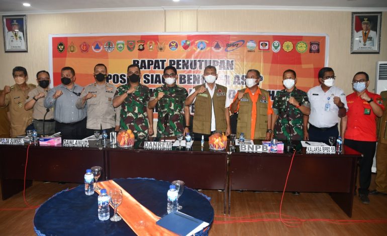 Danrem 044/Gapo Pimpin Rapat Penutupan Posko Kebakaran Hutan, Kebun dan Lahan Provinsi Sumatera Selatan