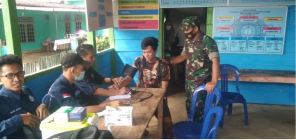 Babinsa Koramil 09/MK Kembali Monitoring Percepatan Vaksinasi Dosis l dan II di Kecamatan Muaradua Kisam