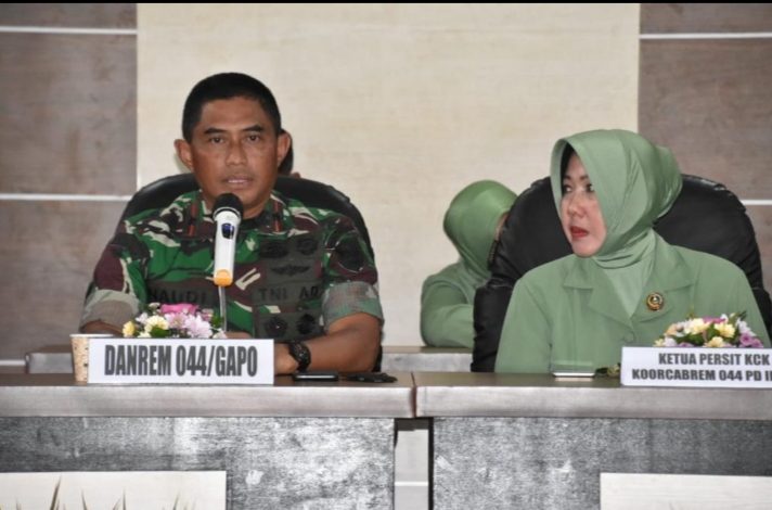 Prajurit, PNS dan Persit Jajaran Kodim 0406/Lubuklinggau, Terima Arahan Danrem 044/Gapo