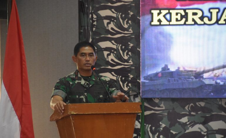 Danrem Pimpin Rapat Evaluasi Program Kerja dan Anggaran Korem 044/Gapo TA. 2021.