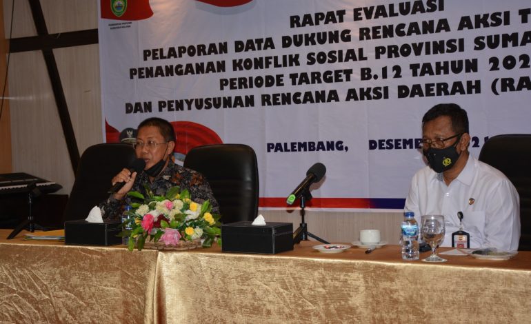 KASI INTEL KASREM 044/GAPO IKUTI RAPAT EVALUASI PELAPORAN DATA DAN PENYUSUNAN RENCANA AKSI DAERAH (RAD).