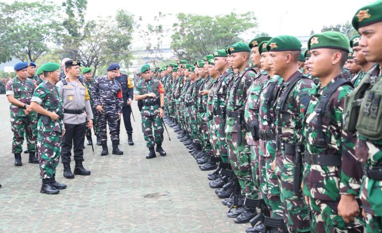 DANREM 044/GAPO IKUTI APEL GELAR PASUKAN PENGAMANAN VVIP KUNJUNGAN KERJA PRESIDEN REPUBLIK INDONESIA